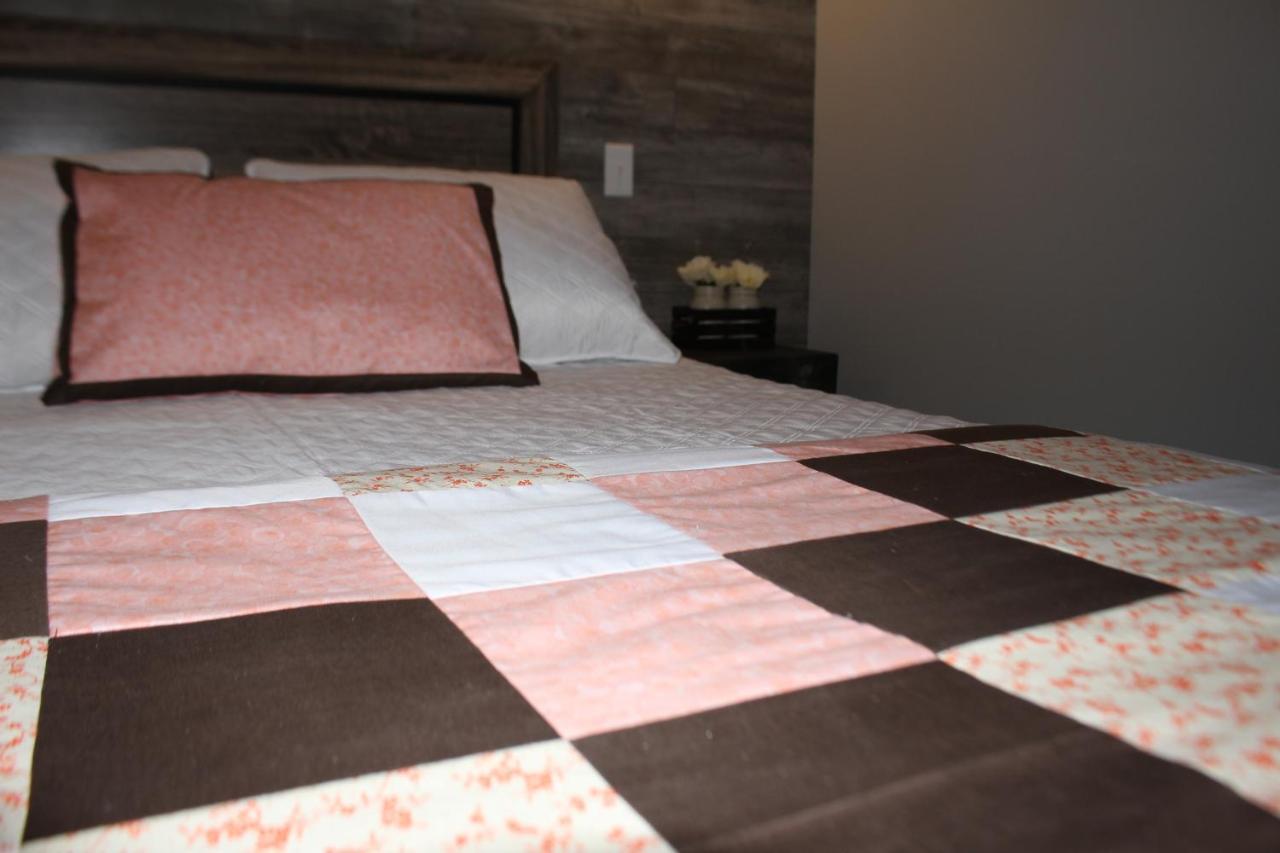 Raleigh Rooms & Taylor'S Crafts Екстер'єр фото