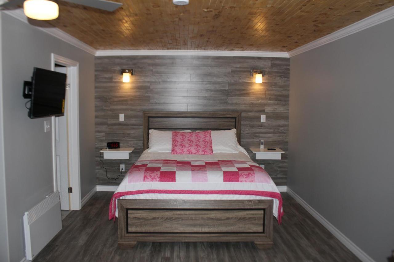 Raleigh Rooms & Taylor'S Crafts Екстер'єр фото