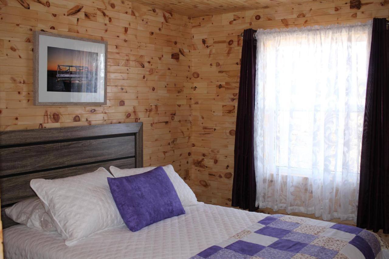 Raleigh Rooms & Taylor'S Crafts Екстер'єр фото
