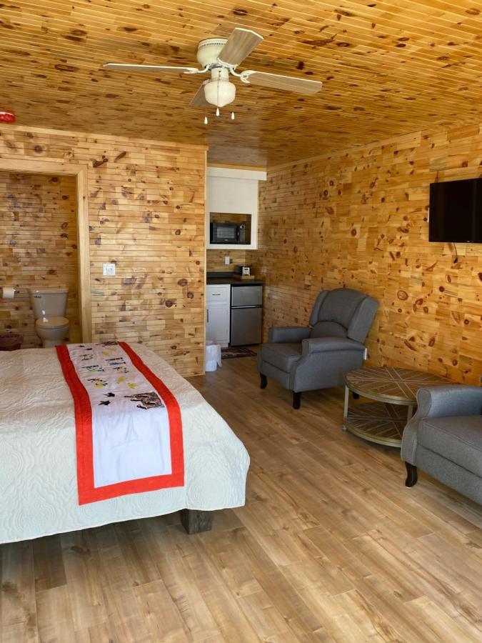 Raleigh Rooms & Taylor'S Crafts Екстер'єр фото